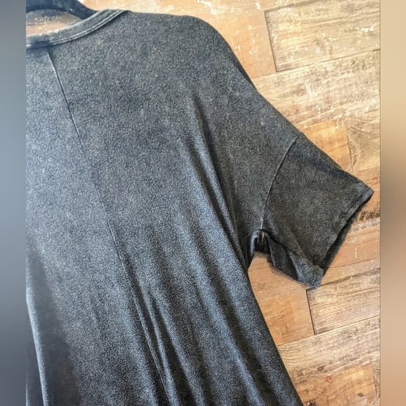 New Never Worn Sew In Love Stonewashed Black Tunic - Picture 15 of 15